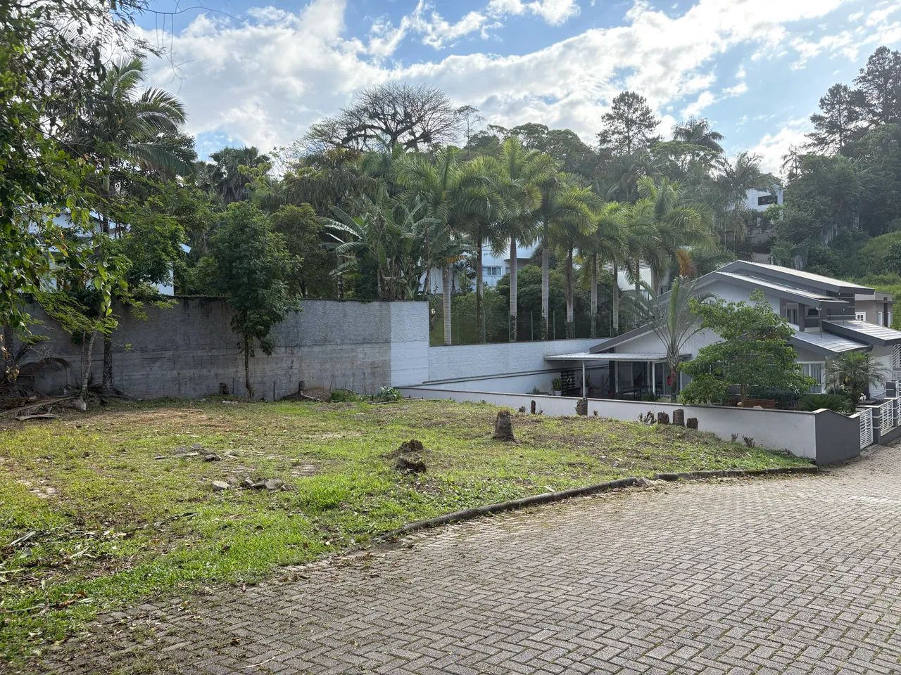 **OPORTUNIDADE** Terreno 300m2 rua sem saída em bairro nobre Brusque - Foto 2
