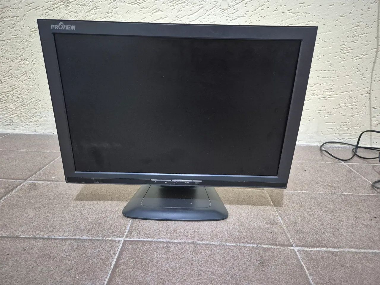 Monitor LCD 19 polegadas