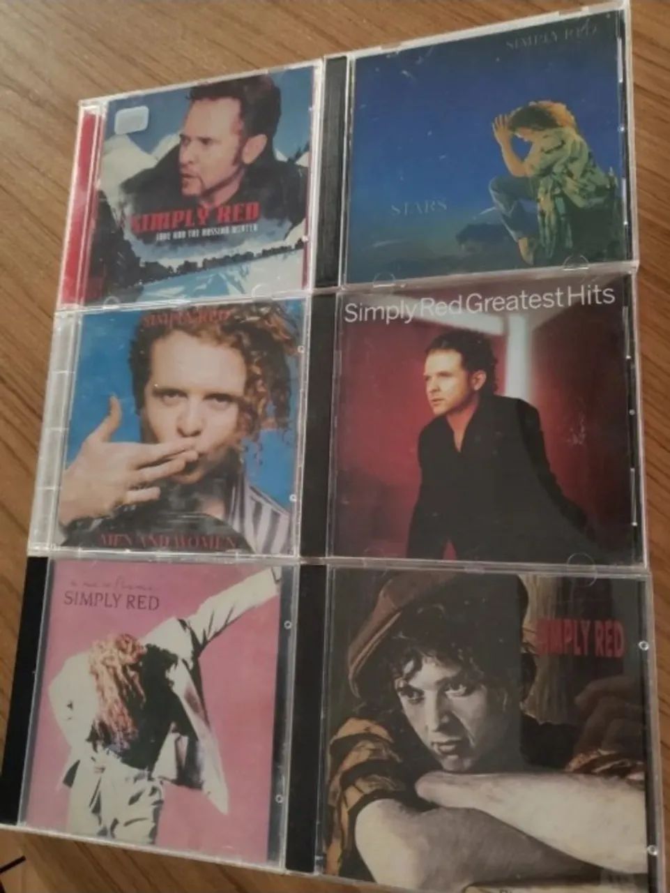 Lote Green Day e Simply Red 12 cds originais Usados. - Foto 2