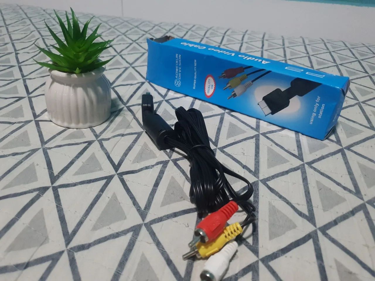 Cabo av para ps2, composto