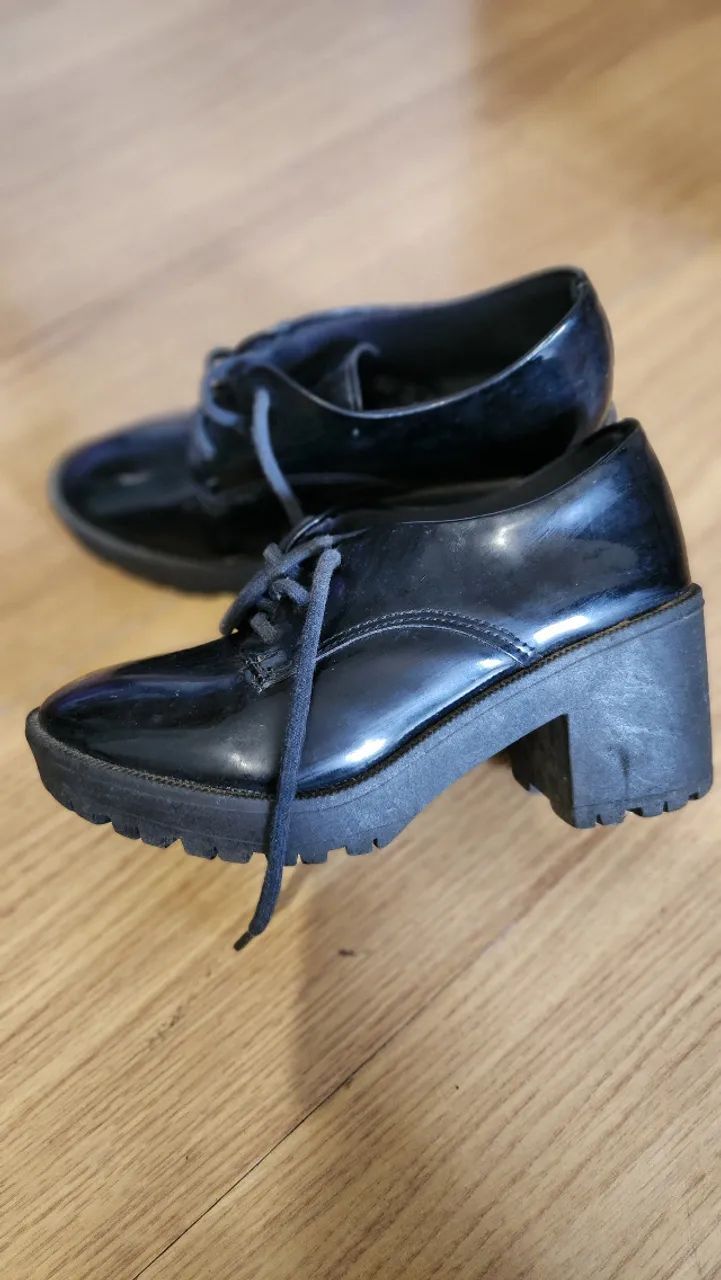 Lindíssima Bota,Sapato e Sandália. - Foto 4