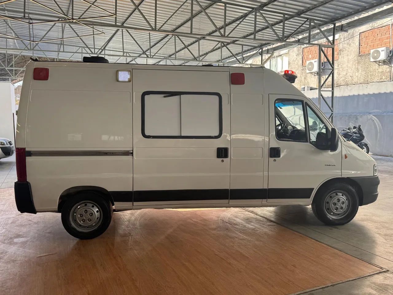 CITROËN - JUMPER - AMBULÂNCIA MARIMAR - 2017 BRANCA 2016/2017 - Foto 3