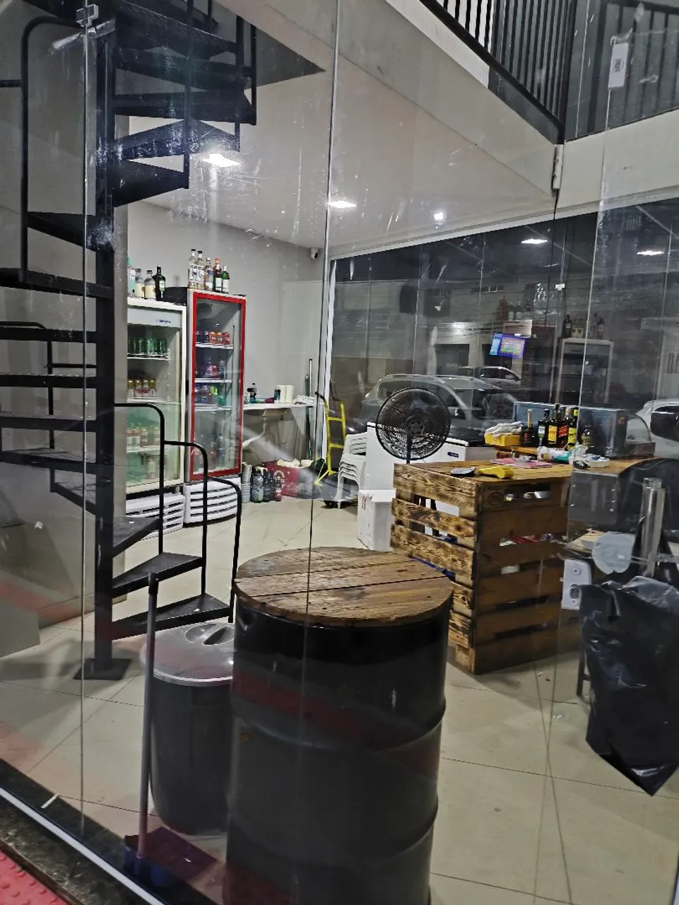 Distribuidora montada funcionando ótima localização