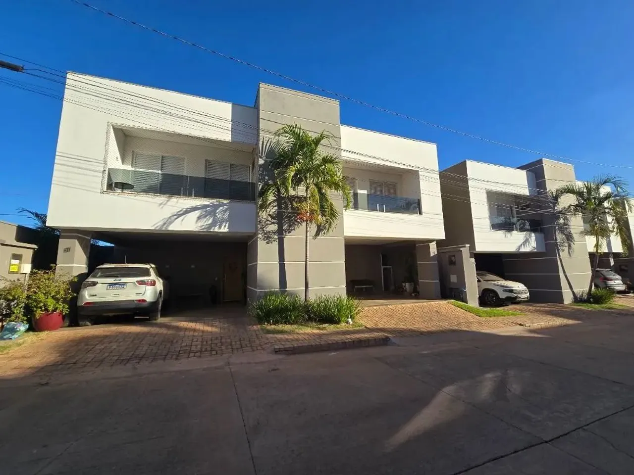 Vendo Sobrado Mobiliado , 180,00 m², 3 suítes, Condomínio Perola Rara, Região Morada do Ou