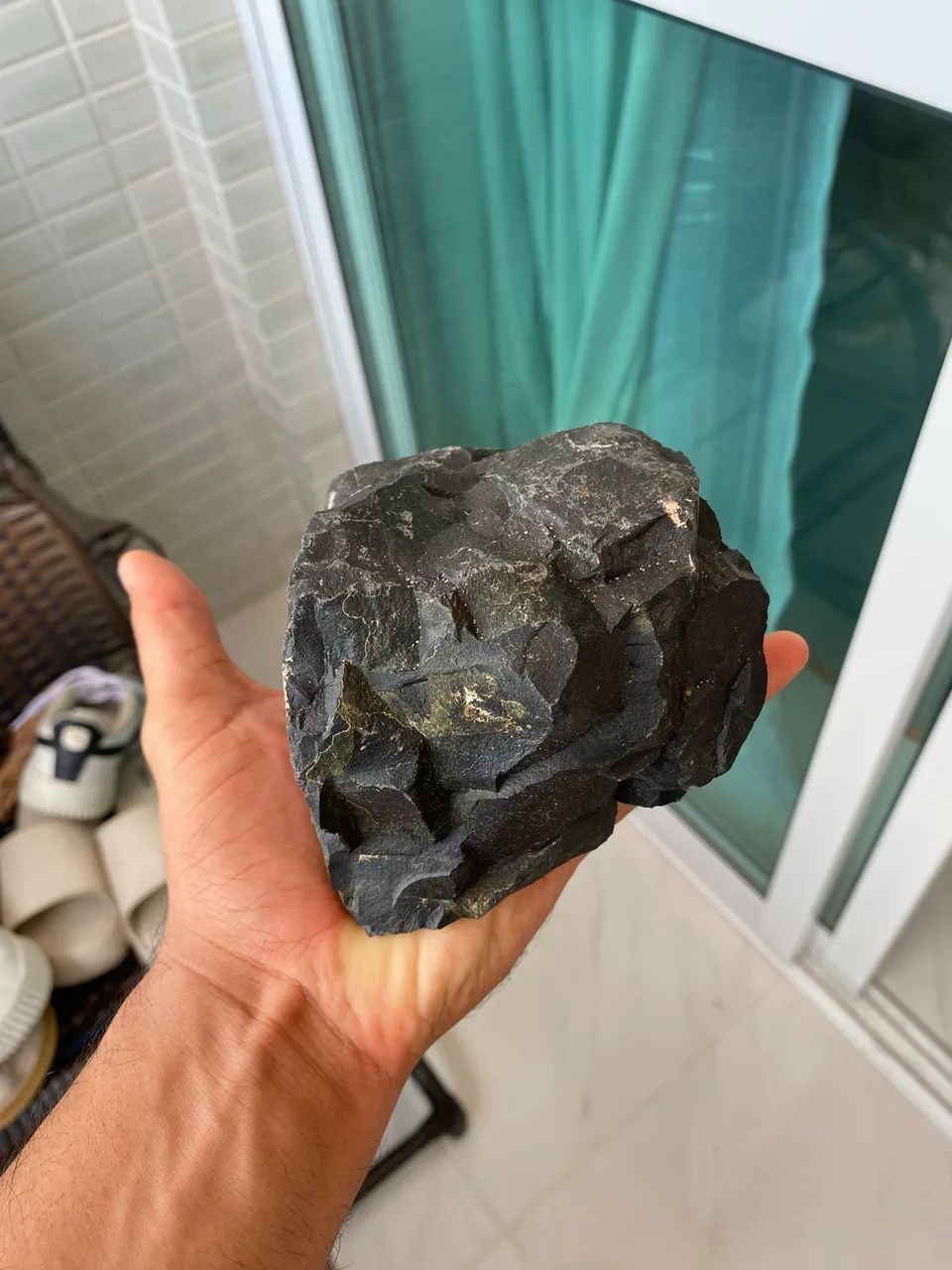 Tronco e rochas - Foto 5