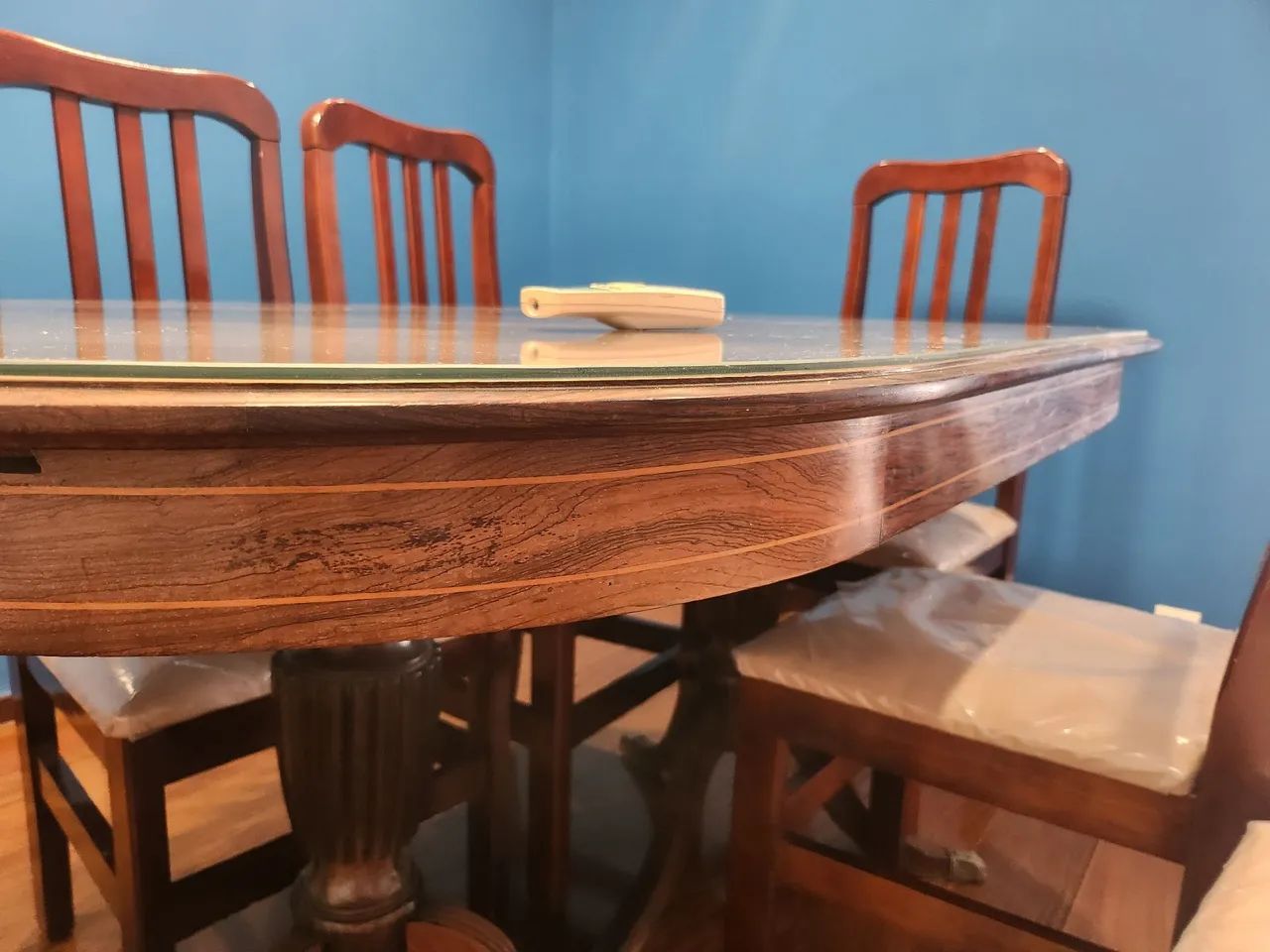 Mesa de Jantar em Madeira de Lei Jacarandá - Foto 3
