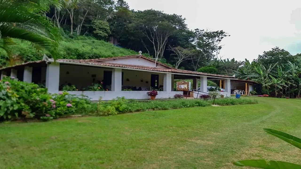 - Chácara á Venda com 4 quartos, 20 vagas, 42000.00m² (CH0005) - Foto 2