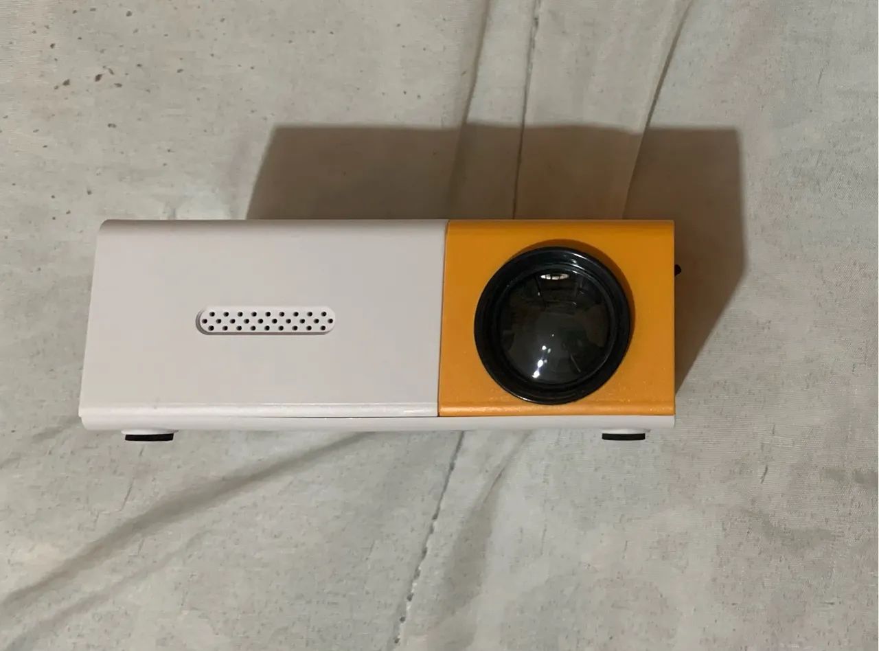 Projetor LED Portátil - Alta Resolução e Eficiência - Foto 3