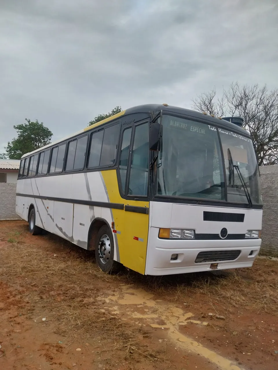 Ônibus rodoviário 1620