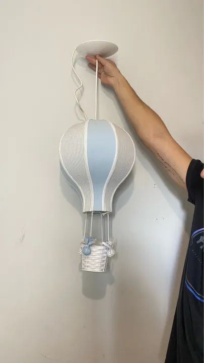 Lustre + Kit de Balões e Nuvens Decorativos para Quarto Infantil com Led - Foto 2