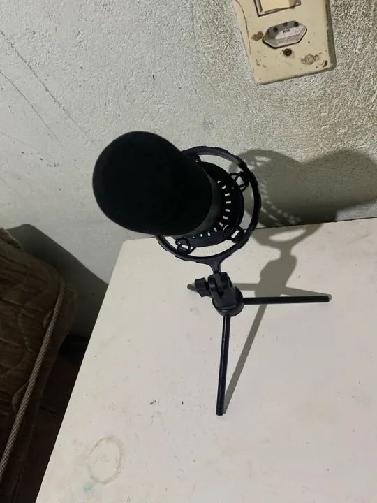 Microfone Dinâmico Usb Fifine K658 Rgb Unidirecional - Foto 4