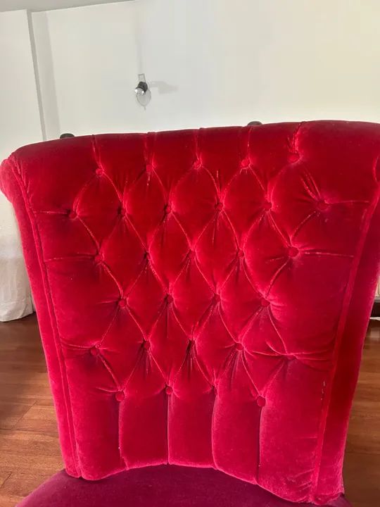 Par de Cadeiras em Veludo Vermelho - Foto 4