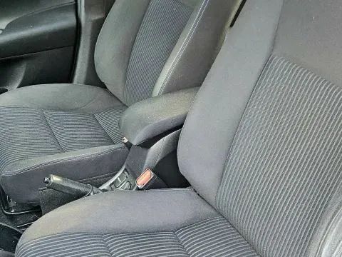 Toyota yaris 2019 completo  - Foto 5