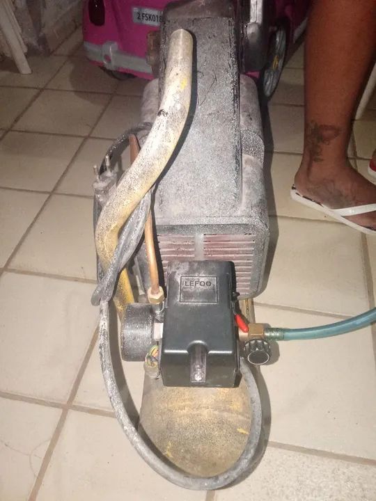 Compressor de ar Mega Air Ferrari 180L/min - Foto 2