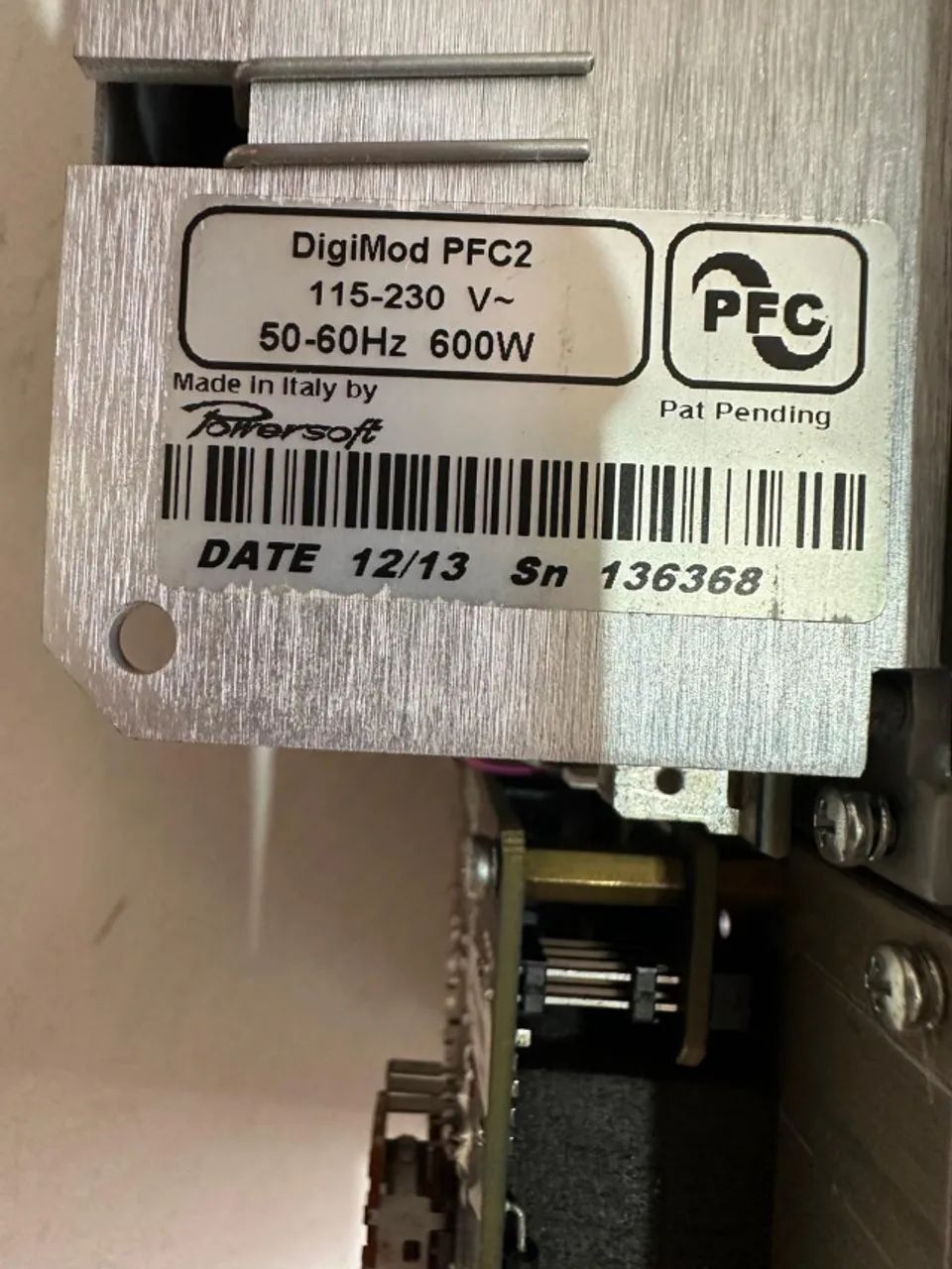 Digimod Powersoft PFC 2 115 - 230. V 50 - 60 HZ. 600 1600 watts Rms em 4 ohms  - Foto 6