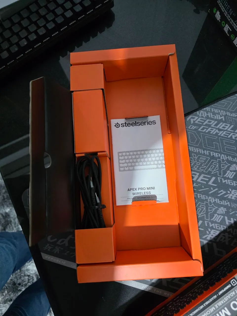 Teclado SteelSeries Apex Pro Mini Wireless - Foto 5