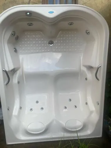 Banheira de hidromassagem duplex NOVA