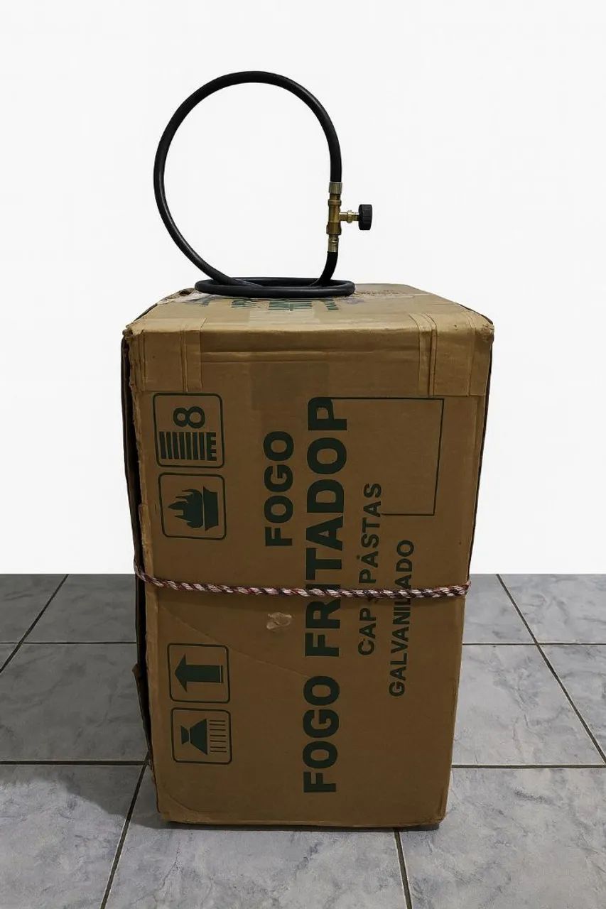 Fogão fritador - Fritadeira a gás - com tacho 22- escorredor - usado apenas 2x - Foto 2