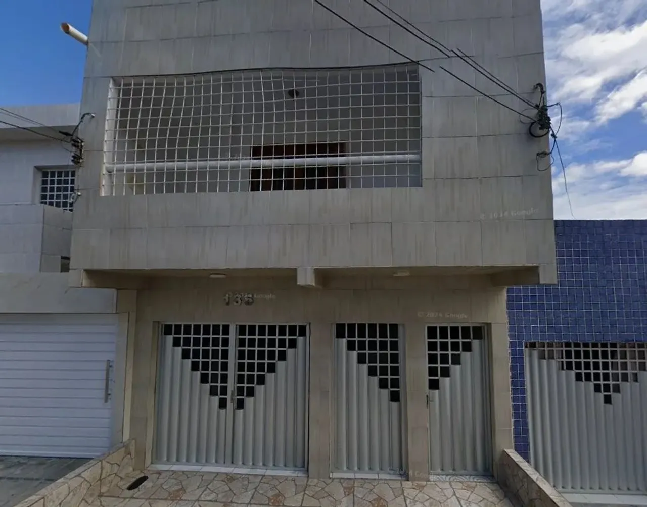Duas residências (1 por andar), A.T.: 108m², São Cristóvão, Arcoverde/PE