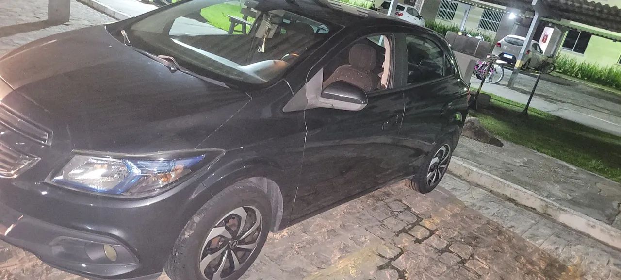 Onix lt 1.4 2016 - Foto 2