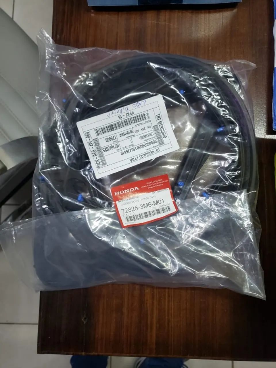 Guarnição Porta Trás 72825-3m6-m01 Honda Hrv Genuína Preto LD