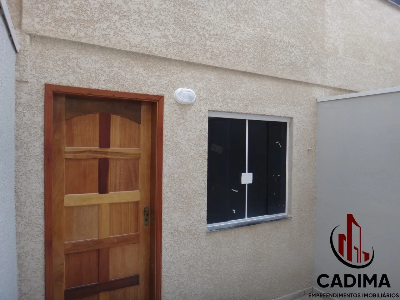 Sobrado novo 3 quartos 1 suíte no Jardim Eliane !!