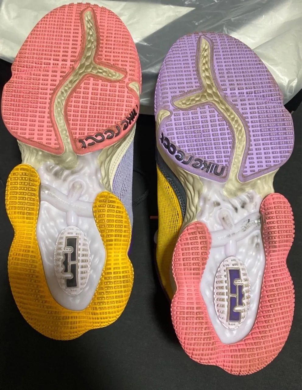 Nike Lebron James XIX Low Mismatch - Foto 4