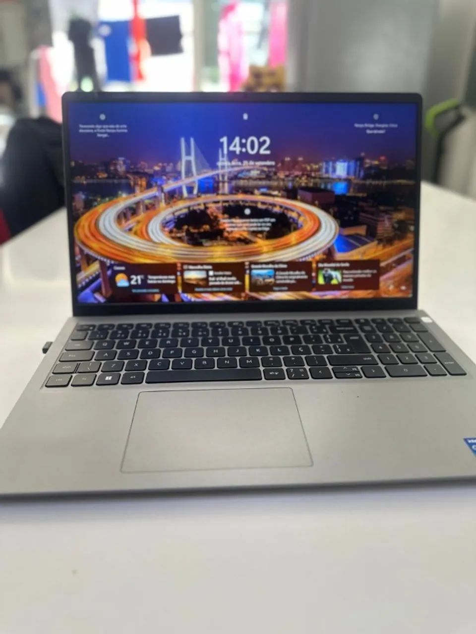 Notebook Dell Vostro 3520 12ª Ger. Core i7- 16GB RAM SSD 500 Placa Nvidia 2GB - Foto 2