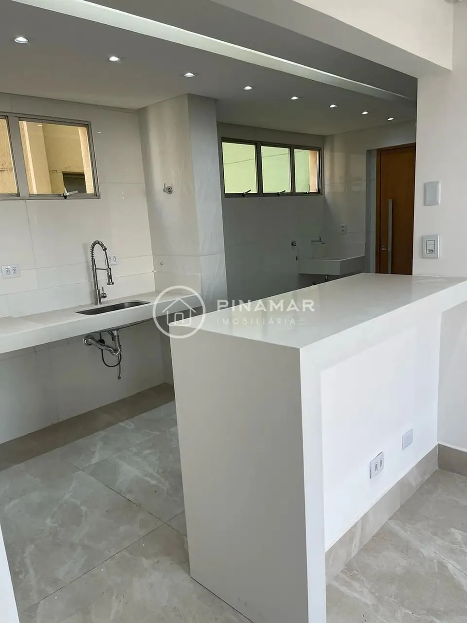 Apartamento à venda, Setor Oeste, Goiânia, GO