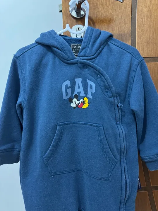 Macacão gap mickey com orelhas azul edição limitada