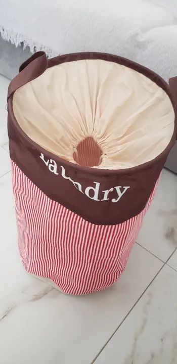 Cesto de Roupas 