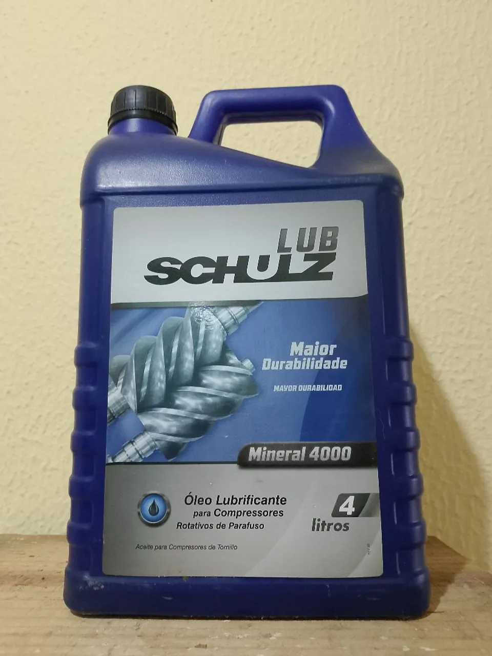 Óleo mineral Schulz 4000 horas.