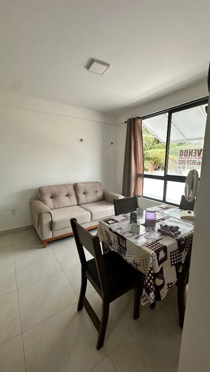 Apartamento de dois quartos em Praia Bela 