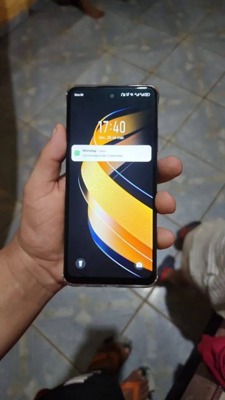 Smartphone Android em ótimo estado