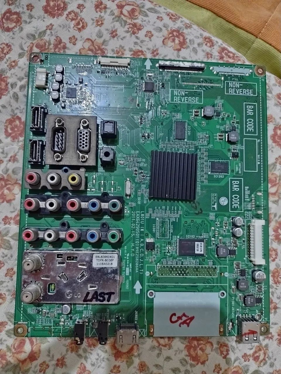 Placa Principal TV LG 42Lv3500 usada com defeito.