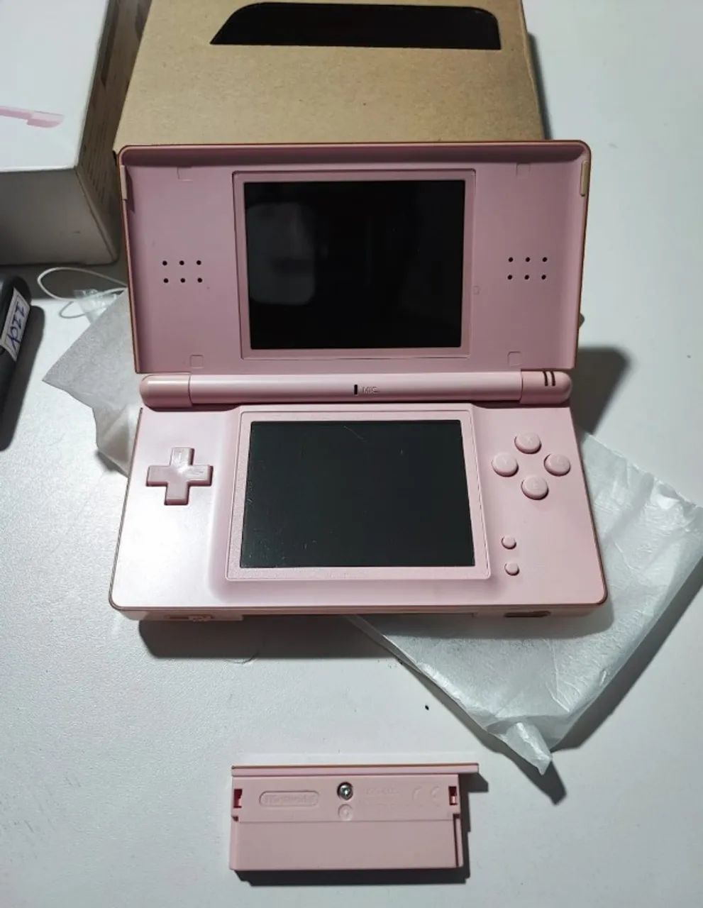 Nintendo DS lite rosa completo, serial batendo, item de coleção, aceito cartao - Foto 2