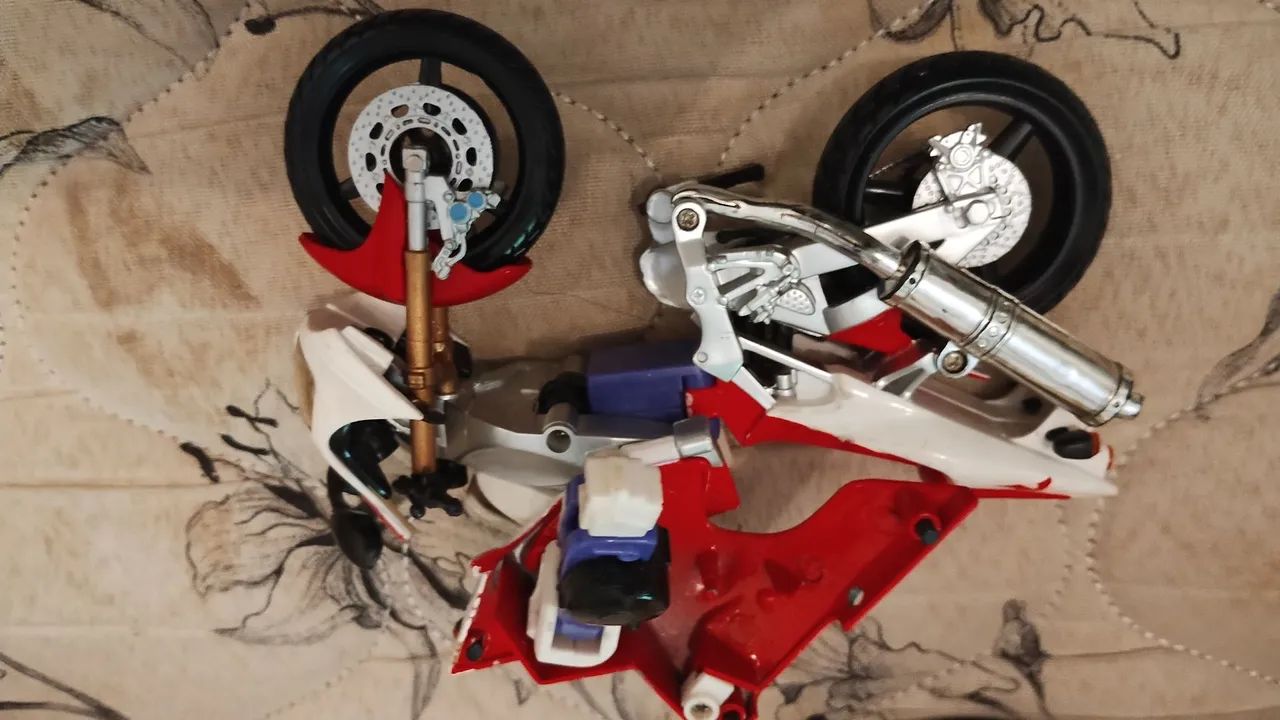 Miniatura Moto Yamaha e robô vintage  - Foto 2