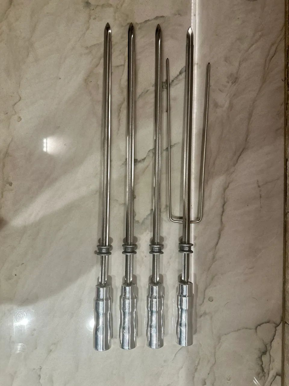 Churrasqueira Elétrica de bancada 4 espetos - Titan Stand 220V - Foto 5