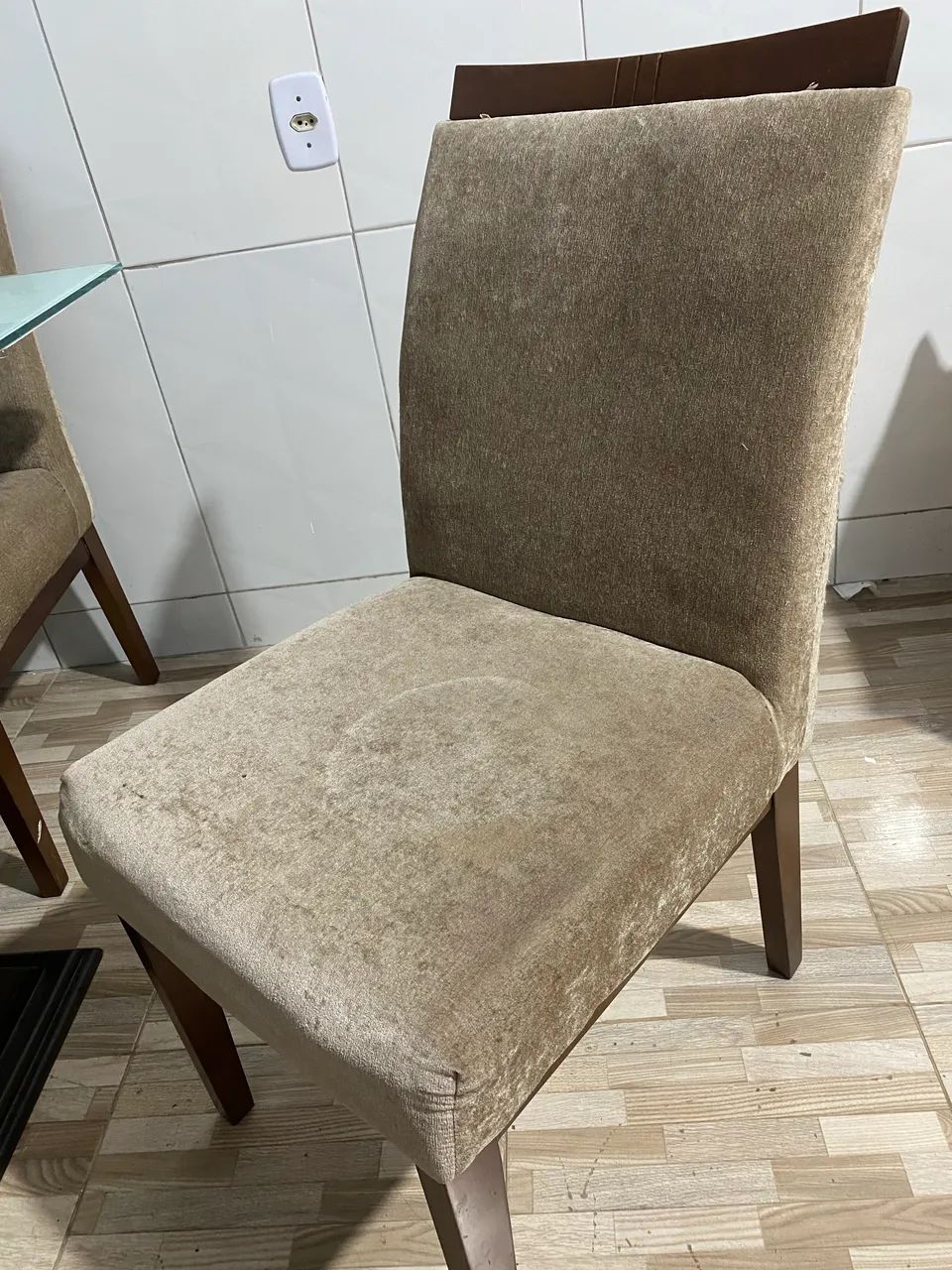 Mesa de vidro com 4 cadeiras 64842834626177123