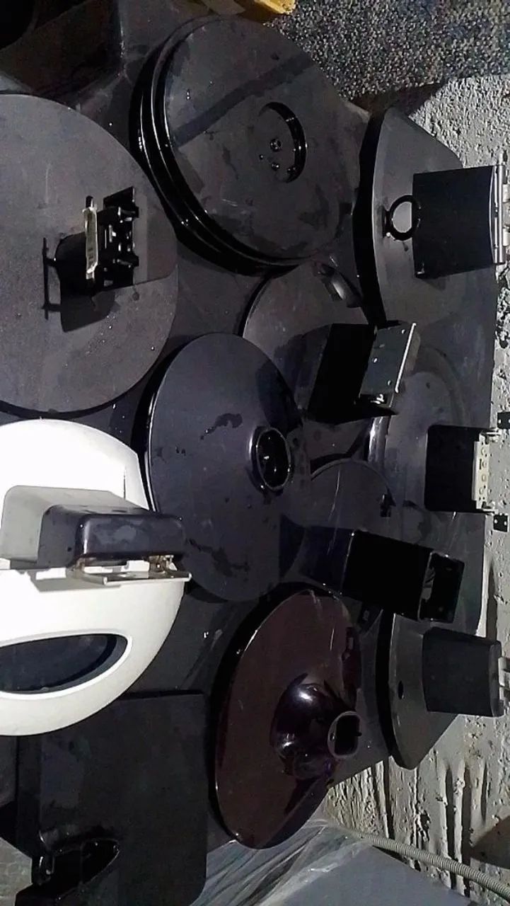 Bases Diversas Para Monitores