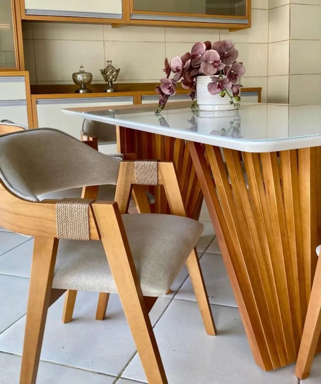 Mesa de Jantar Panamá com 6 cadeiras 