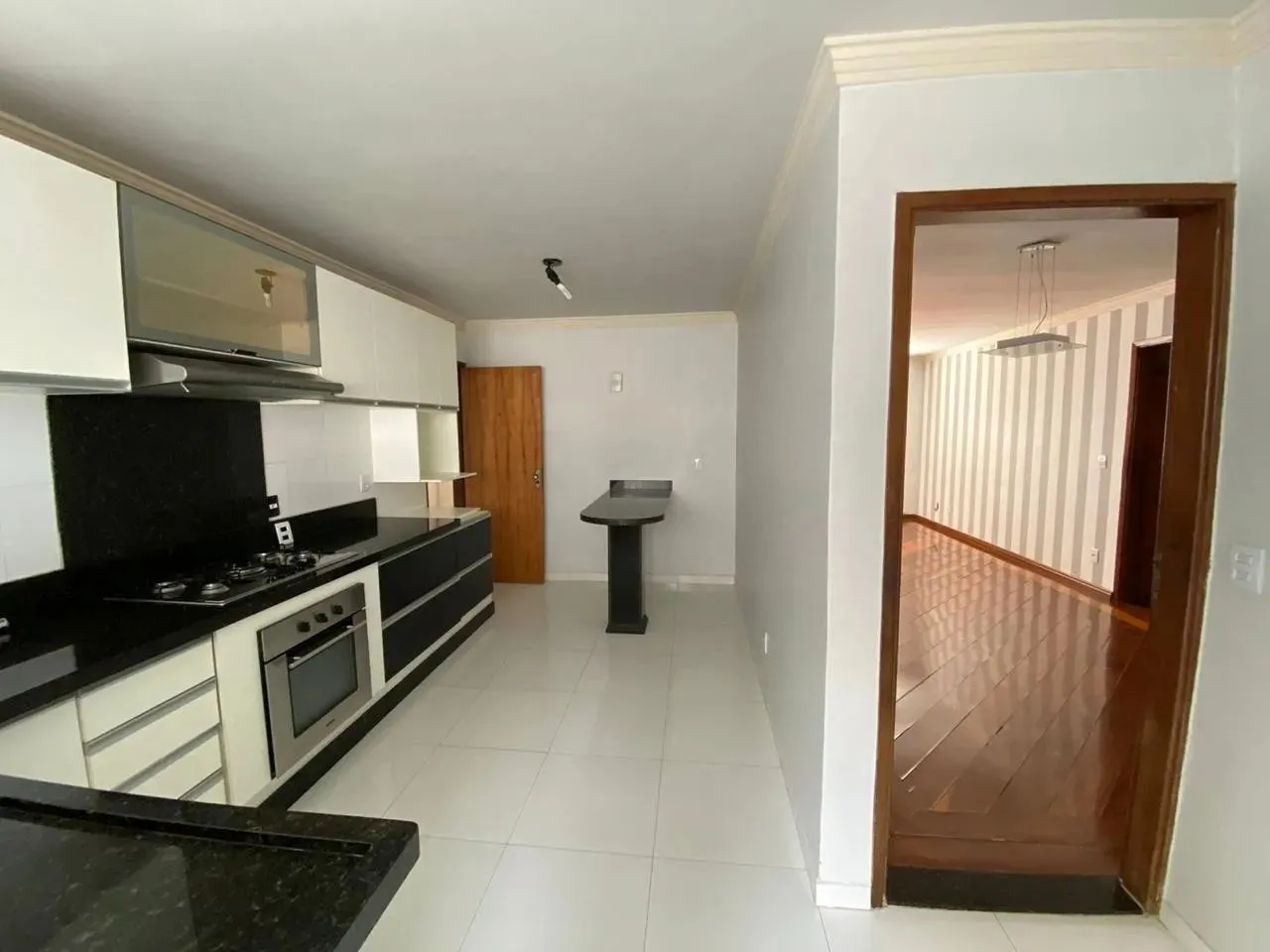 127m2 - APARTAMENTO NO SETOR BUENO EM GOIANIA - PROXIMO A PRAÇA DO IPE