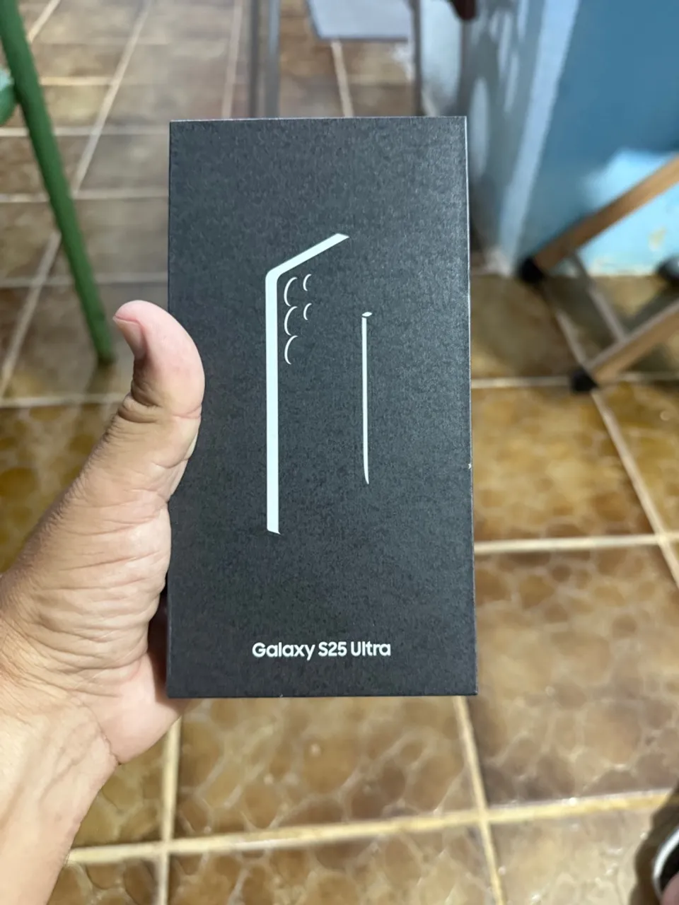 Galaxy S25 Ultra 256 Lacrado NF (Titânio Preto)