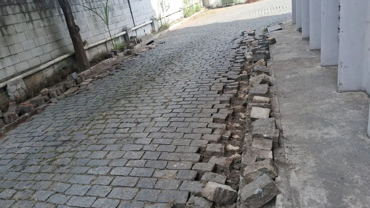 Reassentamento paralelepipedos reforma de paralelepipedos  - Foto 2