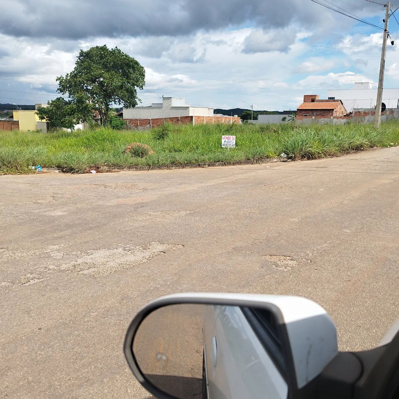 Imóvel para venda tem 1215 metros quadrados em Cen - Hidrolândia - GO