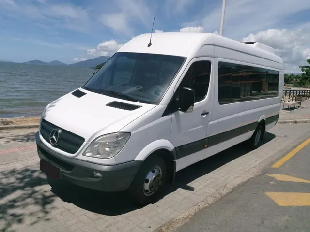 MB Sprinter 515 21 lugares ano 2013