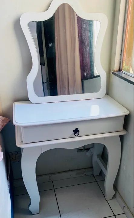 Penteadeira de maquiagem 