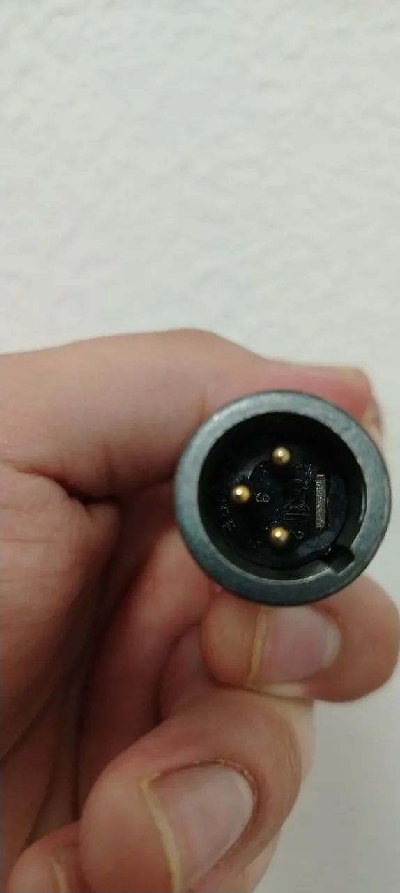 Microfone Shure Beta 87a 64520764288642125