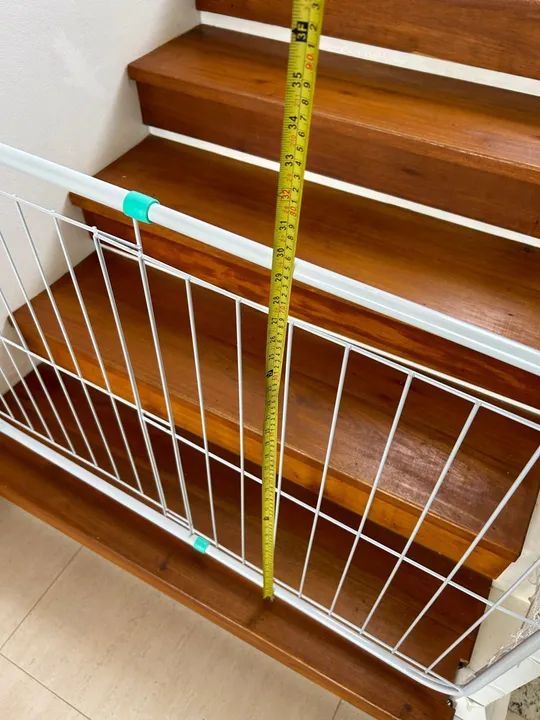 Grade de Segurança para Escada - Proteção para Bebês e Animais