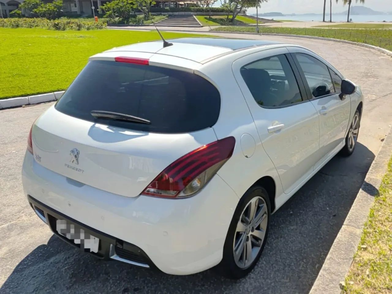PEUGEOT 308 1.6 GRIFFE THP 16V FLEX 4P AUTOMÁTICO  - Foto 3